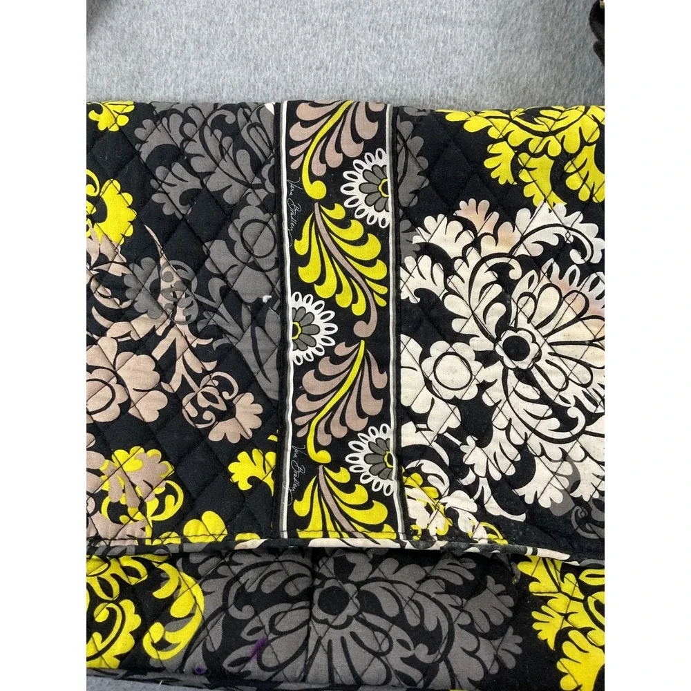 Vera Bradley Provencal Messenger Diaper Bag Floral Quilted Crossbody